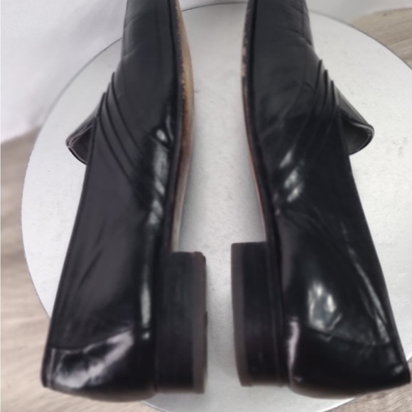 Fkorshiem Black Leather Loafers size 8.5 pre owned good condition main image 9